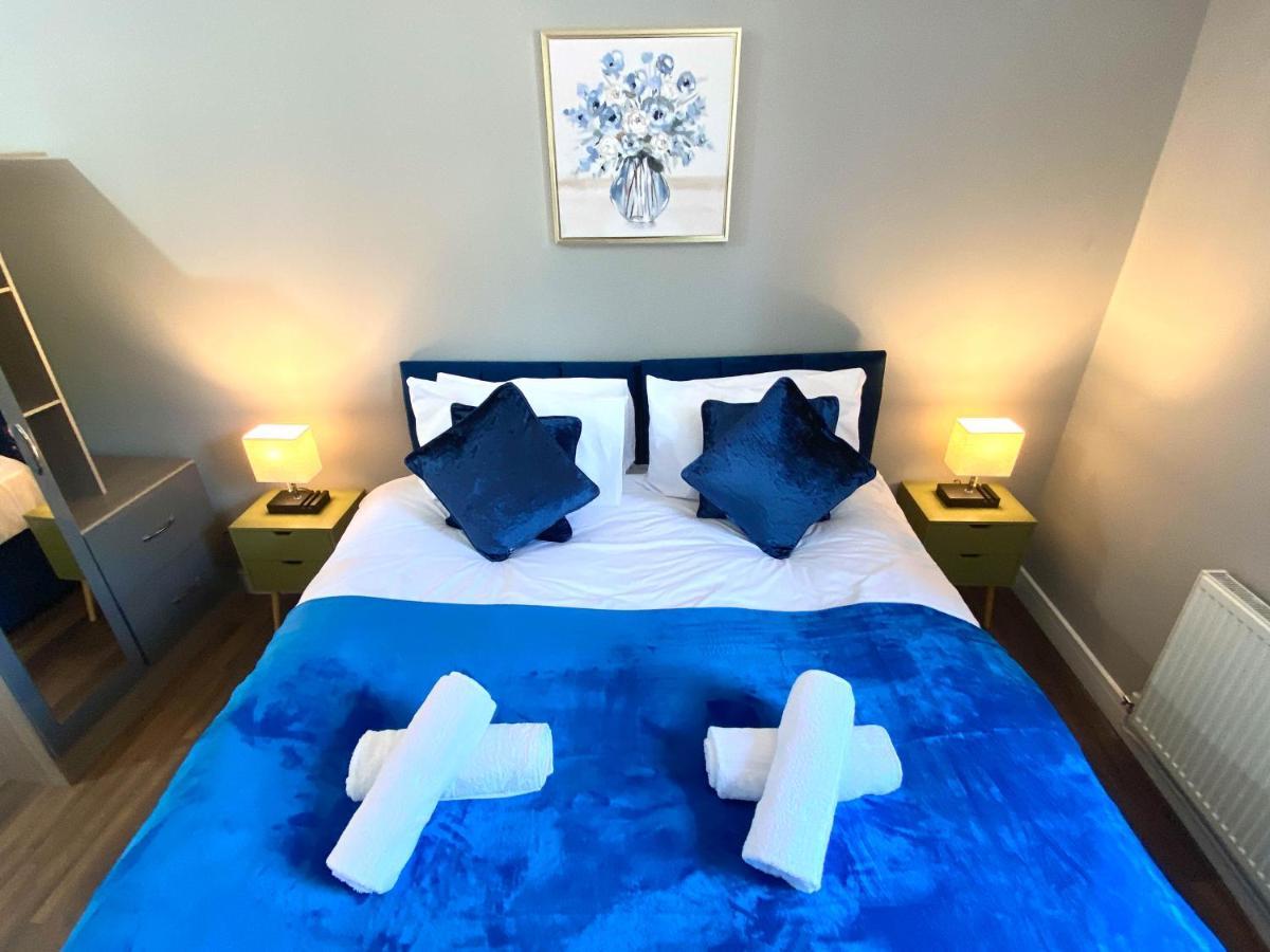 2 Bed Town Centre Nr Theatre Free Park Wi-Fi & Garden Apartment Ейлсбъри Екстериор снимка